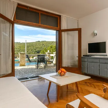 Lovely In Krnicki Poratkrnica With Kitchen Holiday home