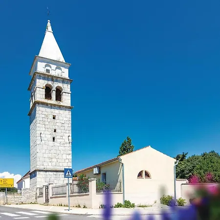 Lovely In Krnicki Poratkrnica With Kitchen Holiday home