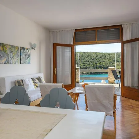 Lovely In Krnicki Poratkrnica With Kitchen * Peruski